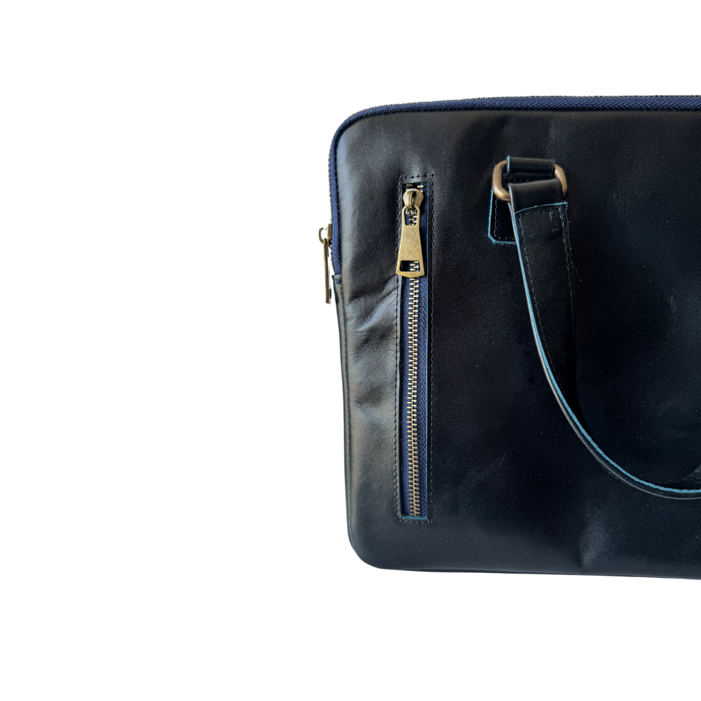 Porta Laptop de Piel Genuina – Edición Exclusiva Verde Esmeralda & Azul Marino