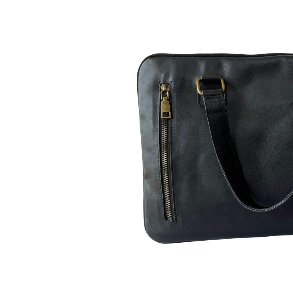 Porta Laptop de Piel Genuina – Negro / Café