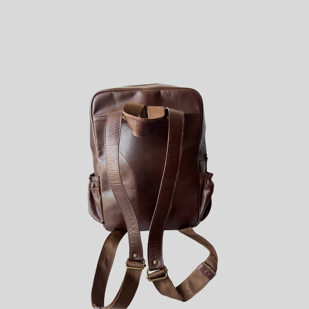 Mochila de Piel Genuina – Negro / Café